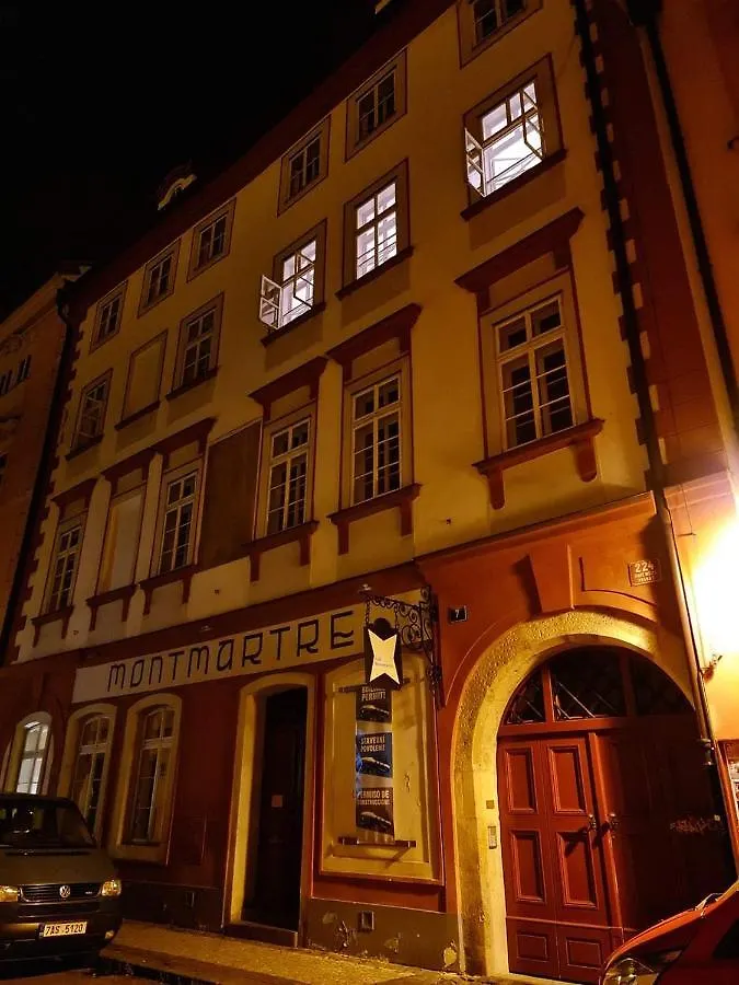 Laxmi Happy Home In Historical Praag Tsjechië
