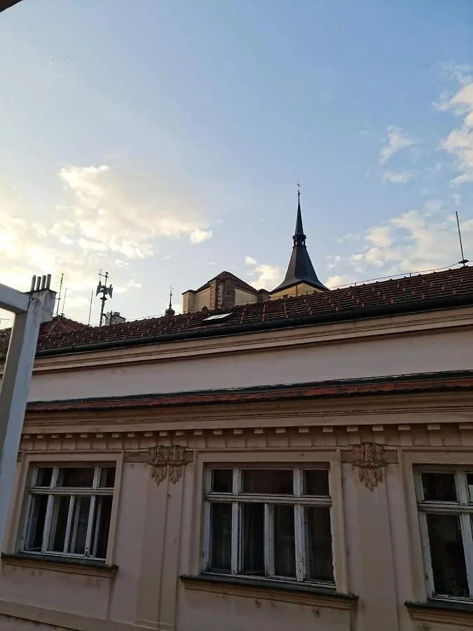 Laxmi Happy Home In Historical Praag 0*,  Tsjechië